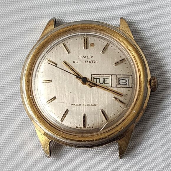 Timex Automatic Vintage Water Resistant Day Date Watch Gold‎ Tone Classic Mens